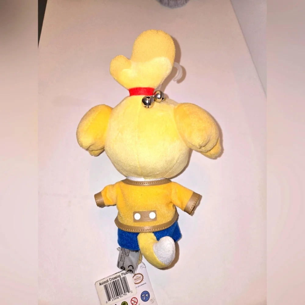 Nintendo Animal Crossing Smiling Isabelle 6